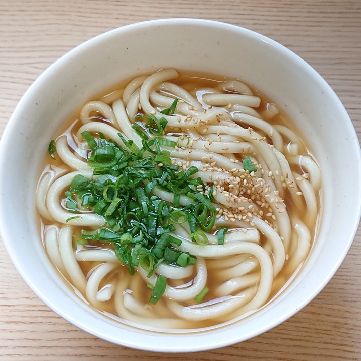 簡単☆鶏ガラ醤油うどん